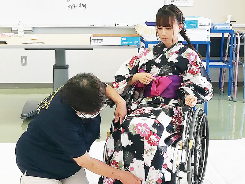 浴衣の着付け